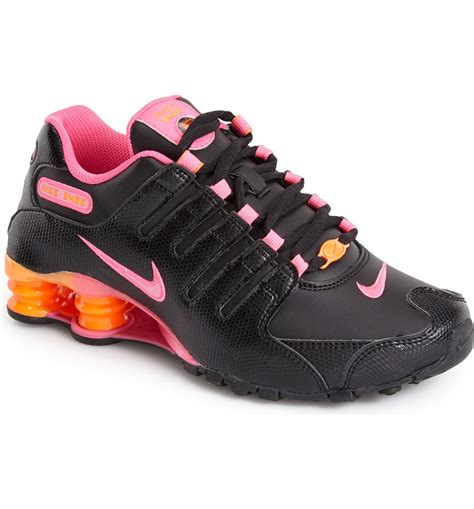 women's nike shox clearance.